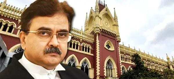 Avijit Gangapadhya ভরা এজলাসে বিচারপতি গঙ্গোপাধ্যায়ের সামনে রহস্যময় আগন্তুক! সুরক্ষা নিয়ে উঠছে প্রশ্ন