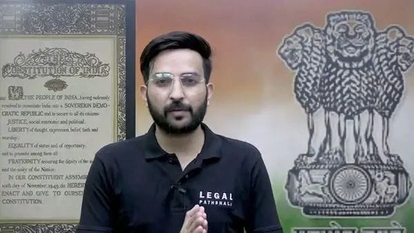 Arvind Kejriwal চাকরি হারানো শিক্ষকের পাশে কেজরিওয়াল!